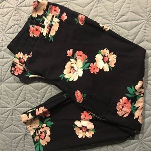 Floral crop pants